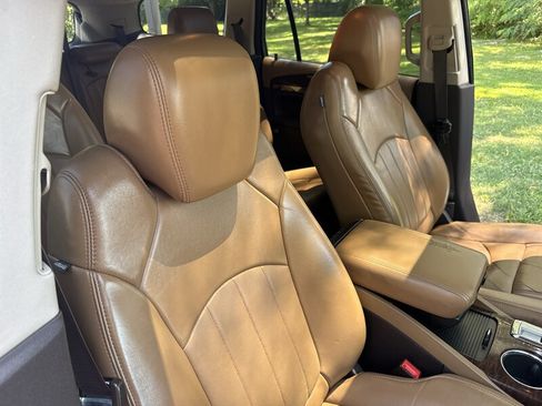 Used 2014 Buick Enclave Premium w/ Trailering Provision Package AWD/4WD image 31