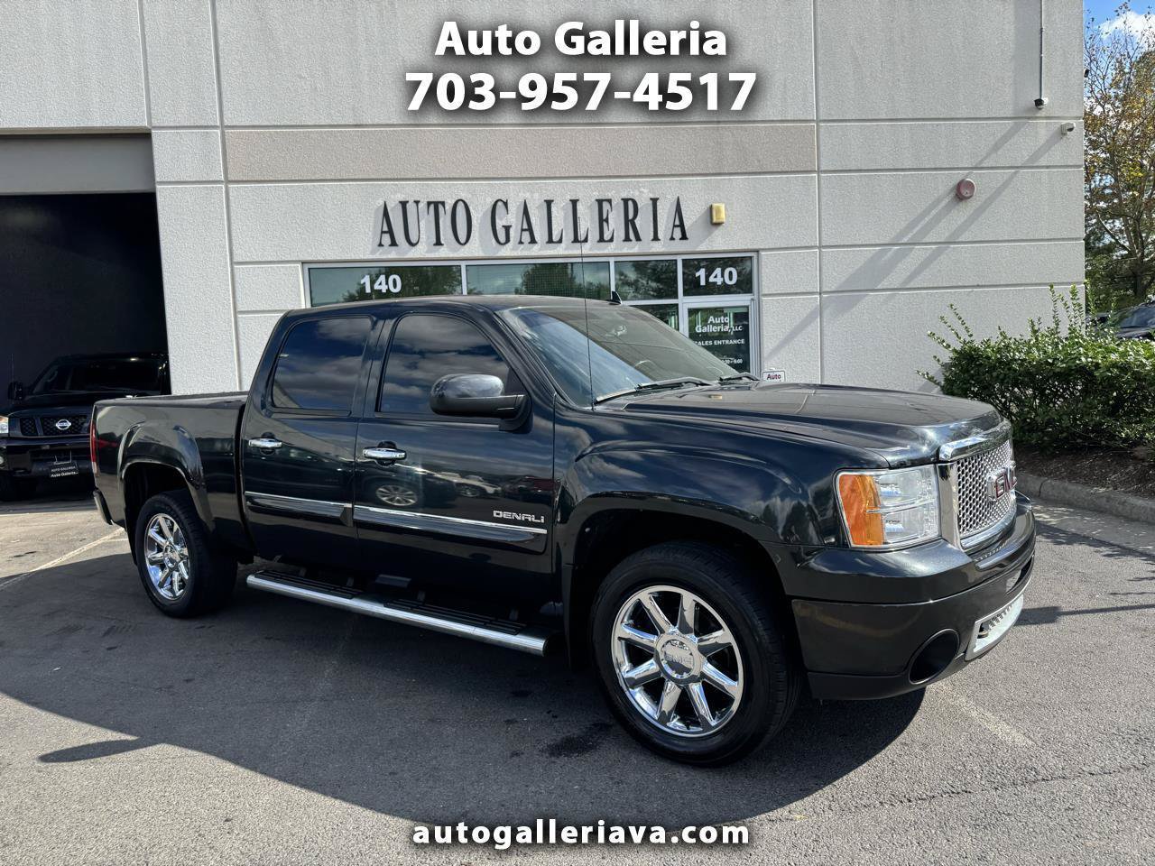 Used 2010 GMC Sierra 1500 Denali AWD/4WD image 1