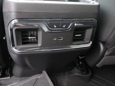 New 2026 Chevrolet Silverado 1500 High Country AWD/4WD image 24