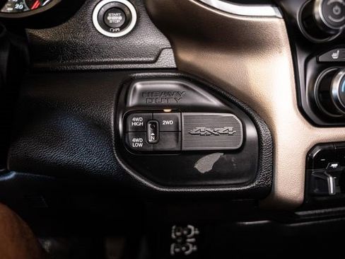 Used 2019 RAM 3500 Laramie image 26