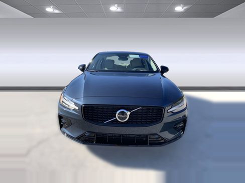 New 2024 Volvo S60 B5 Plus w/ Climate Package image 4
