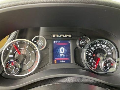 New 2024 RAM 3500 Tradesman w/ Chrome Appearance Group image 21