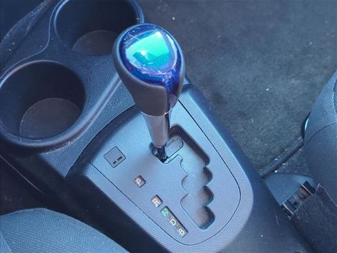 Used 2018 Toyota Prius C Two image 10