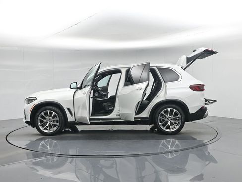 Used 2023 BMW X5 sDrive40i image 45