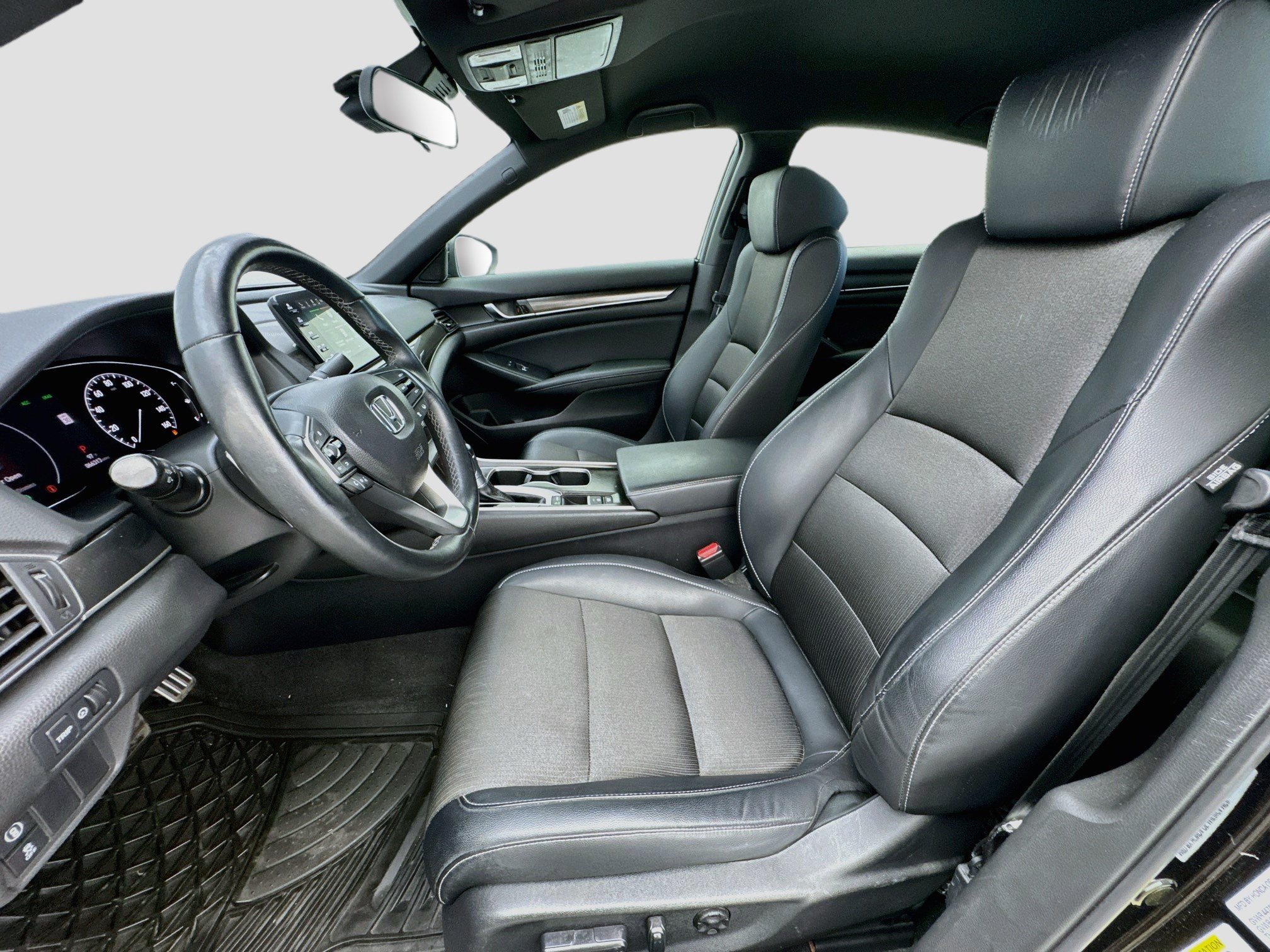 Used 2018 Honda Accord Sport image 13