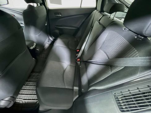 Certified 2021 Toyota Prius Prime LE w/ Carpet Mat Package (TMS) FWD image 21