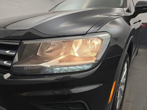 Used 2018 Volkswagen Tiguan SE image 15