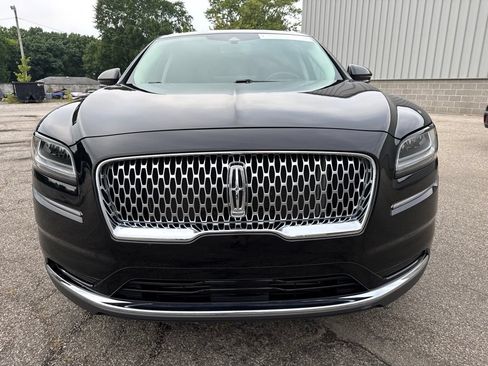 Used 2023 Lincoln Nautilus AWD w/ Premium Package image 9