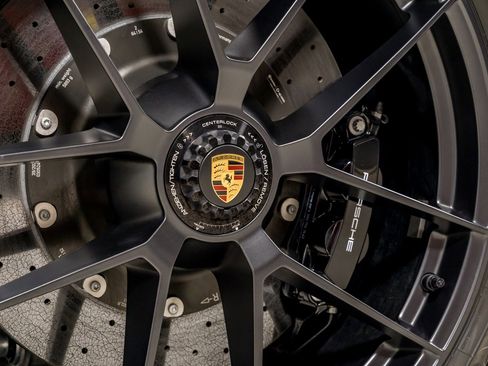 Used 2026 Porsche 911 Carrera 4 GTS image 40