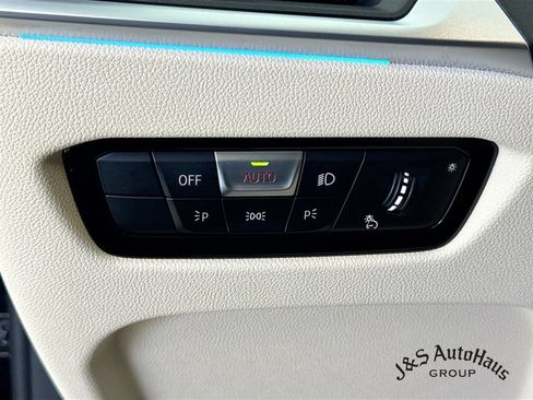 Used 2023 BMW i4 eDrive40 w/ Premium Package RWD image 10