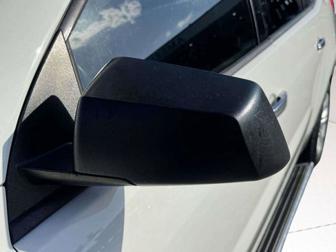 Used 2012 Chevrolet Traverse LS FWD image 12