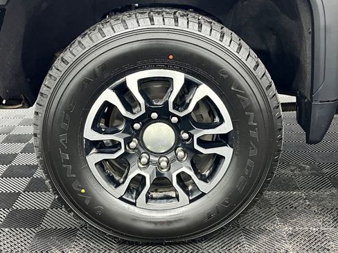 Used 2020 GMC Sierra 3500 SLT w/ SLT Convenience Package AWD/4WD image 10