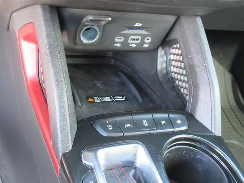 Certified 2023 Chevrolet TrailBlazer RS w/ Sun and Liftgate Package image 28