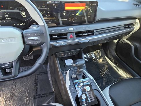 New 2025 Kia K4 GT-Line image 21