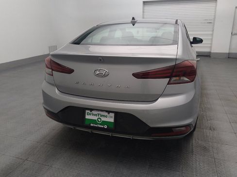 Used 2020 Hyundai Elantra SEL w/ Cargo Package (C1) FWD image 7