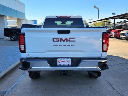 New 2026 GMC Sierra 2500 Pro image 4