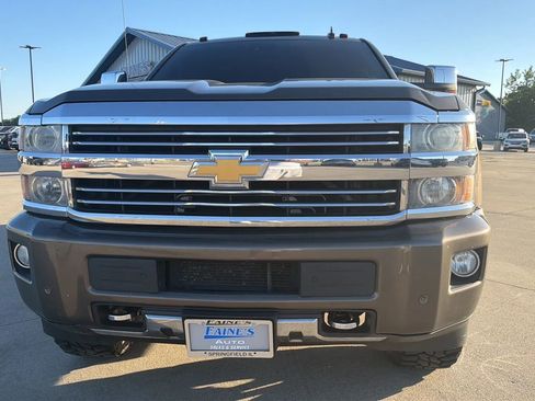 Used 2015 Chevrolet Silverado 2500 High Country w/ Duramax Plus Package AWD/4WD image 38