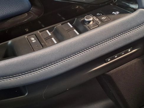 Used 2020 Land Rover Range Rover Evoque SE AWD/4WD image 19