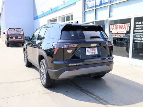 New 2027 Chevrolet Equinox LT w/ Convenience Package II AWD/4WD image 8