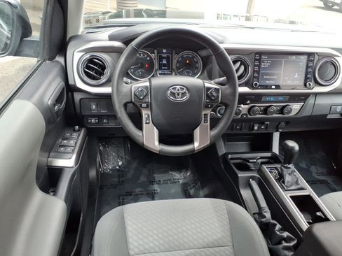 Certified 2023 Toyota Tacoma SR5 AWD/4WD image 8