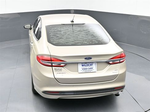 Used 2017 Ford Fusion SE w/ Fusion SE Technology Package FWD image 26