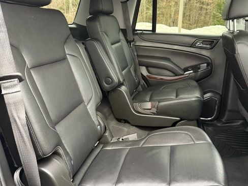 Used 2020 GMC Yukon SLT image 32