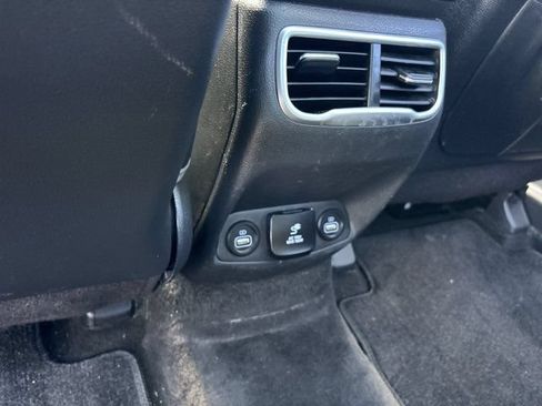 Used 2023 Hyundai Santa Fe Calligraphy FWD image 17