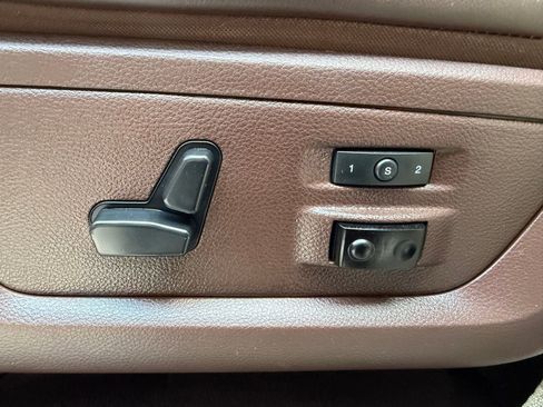 Used 2018 RAM 3500 Laramie Longhorn w/ Convenience Group image 17