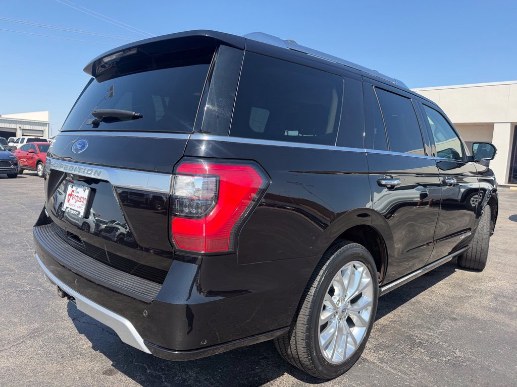 Used 2019 Ford Expedition Platinum AWD/4WD image 3