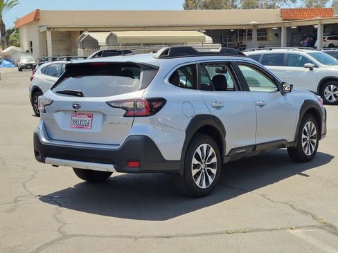 Used 2024 Subaru Outback Limited AWD/4WD image 6