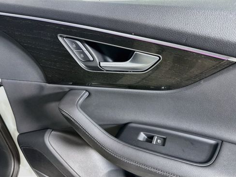Used 2024 Audi Q7 2.0T Premium Plus AWD/4WD image 31