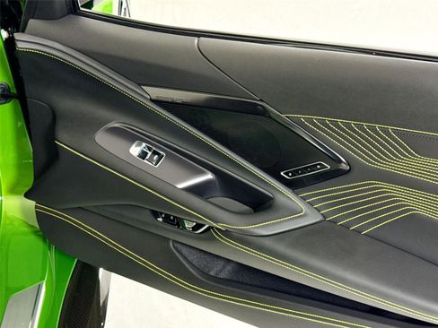 Used 2026 Chevrolet Corvette ZR1 w/ ZR1 Carbon Fiber Aero Package RWD image 35