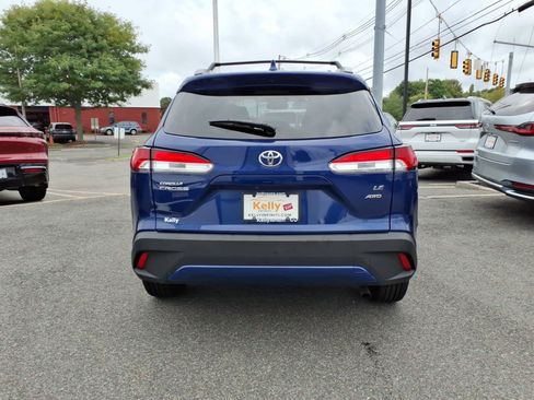 Used 2024 Toyota Corolla Cross LE w/ Moonroof Package AWD/4WD image 6