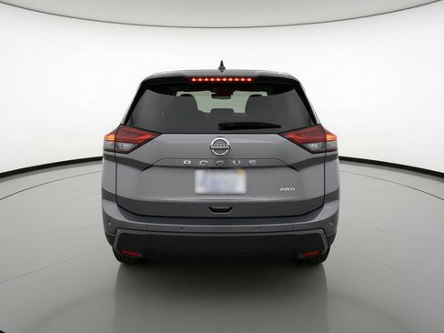 Used 2025 Nissan Rogue SV image 7