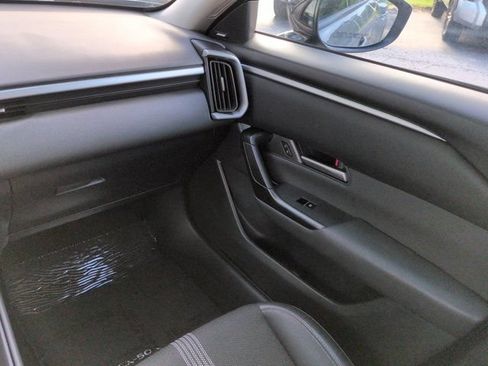 Used 2025 MAZDA CX-50 AWD 2.5 S w/ Premium Package image 16