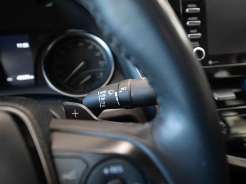 Used 2024 Toyota Camry SE image 14