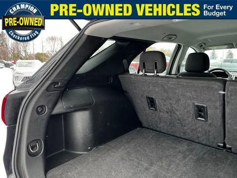 Used 2020 Chevrolet Equinox LS image 11