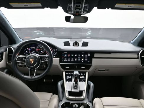 Certified 2023 Porsche Cayenne GTS AWD/4WD image 20