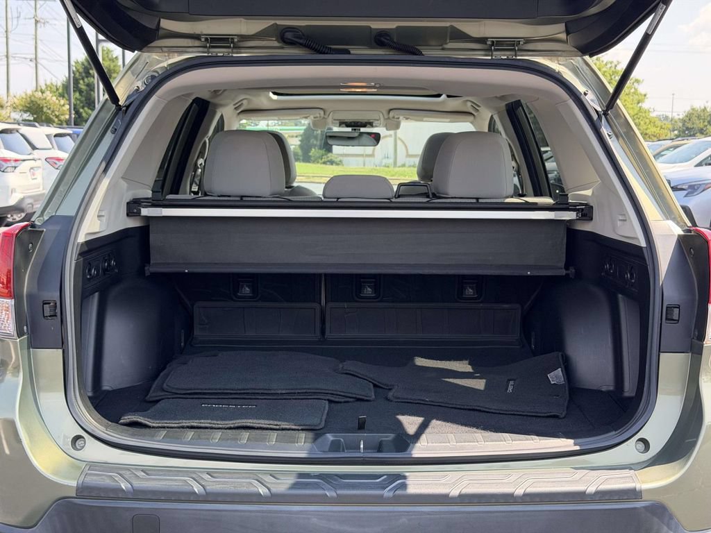 Used 2019 Subaru Forester Premium w/ All-Weather Package AWD/4WD image 14