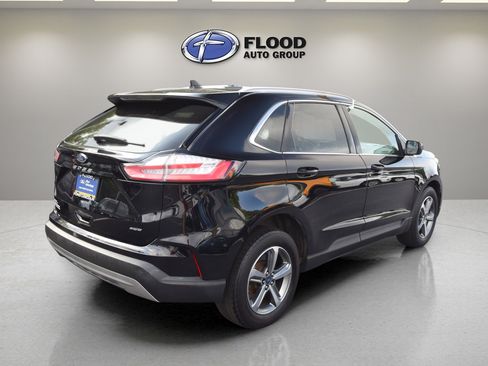 Used 2021 Ford Edge SEL w/ Convenience Package image 4