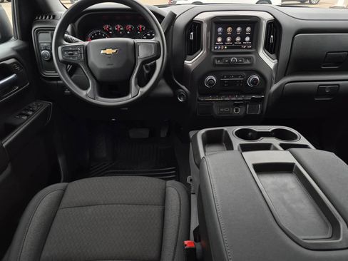 Certified 2025 Chevrolet Silverado 1500 Custom image 15