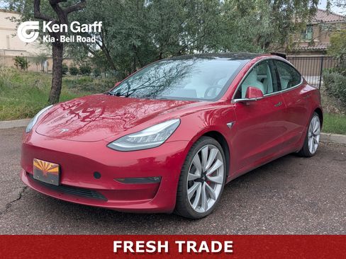 Used 2018 Tesla Model 3 Long Range image 1