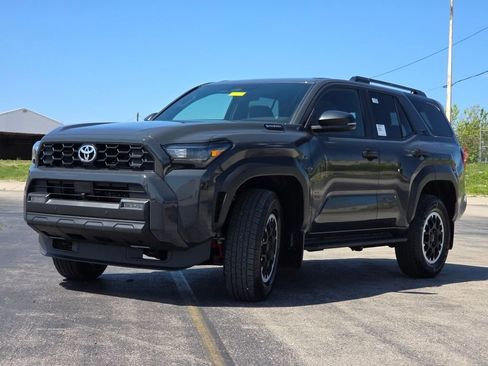 New 2026 Toyota 4Runner TRD Off-Road AWD/4WD image 20
