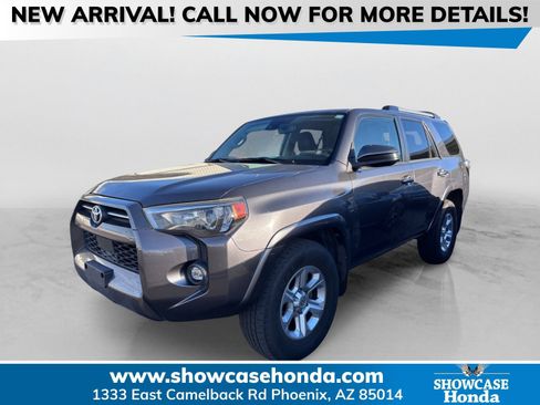 Used 2021 Toyota 4Runner SR5 RWD image 1
