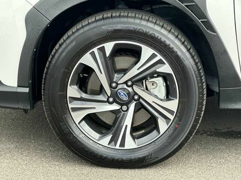 Certified 2026 Subaru Crosstrek 2.5i Premium AWD/4WD image 34