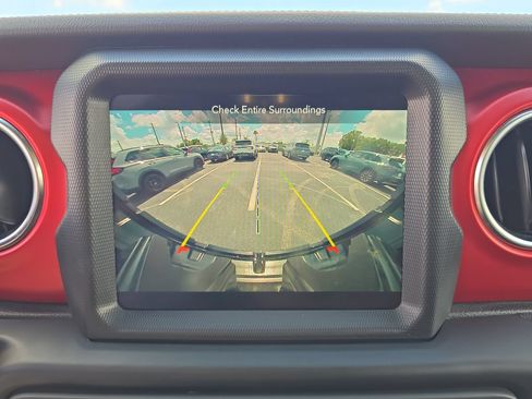Used 2021 Jeep Wrangler Unlimited Rubicon AWD/4WD image 18