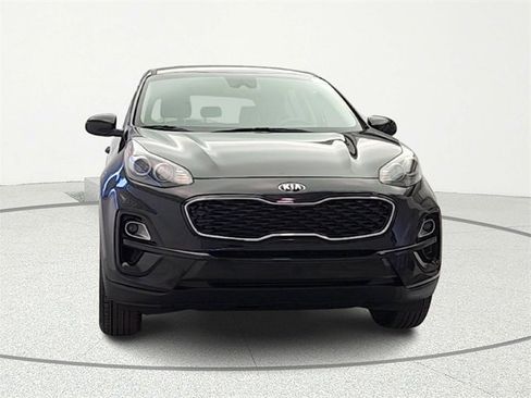 Used 2021 Kia Sportage LX image 2