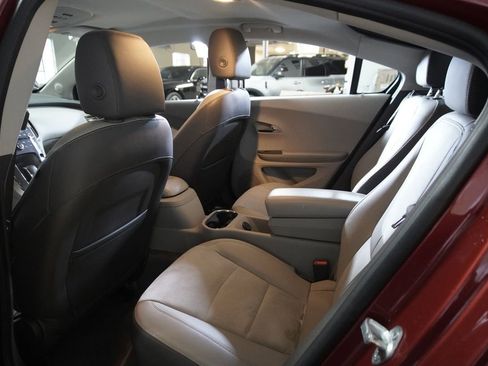 Used 2014 Chevrolet Volt Premium w/ Premium Trim Package image 12