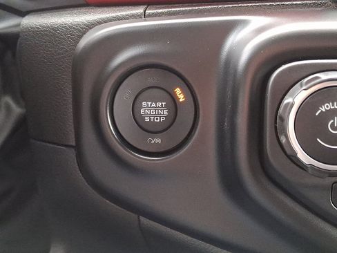 Used 2022 Jeep Wrangler Unlimited Rubicon image 22