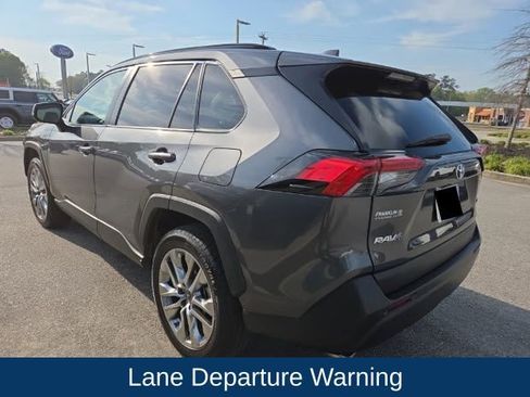 Used 2019 Toyota RAV4 XLE Premium w/ Cold Weather Package image 8
